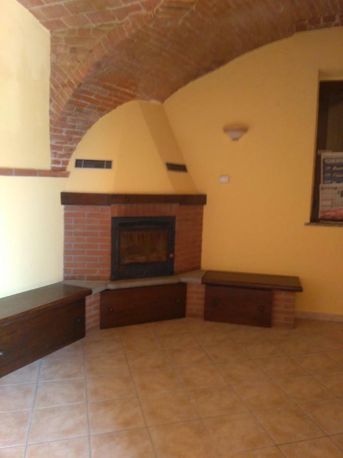 Casa Aromi Ed Arte Guest House Asti Ngoại thất bức ảnh
