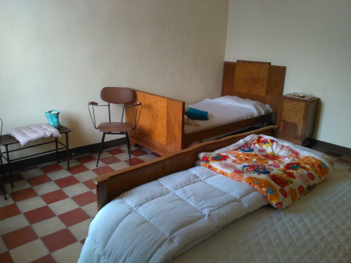 Casa Aromi Ed Arte Guest House Asti Ngoại thất bức ảnh