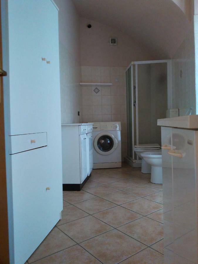 Casa Aromi Ed Arte Guest House Asti Ngoại thất bức ảnh